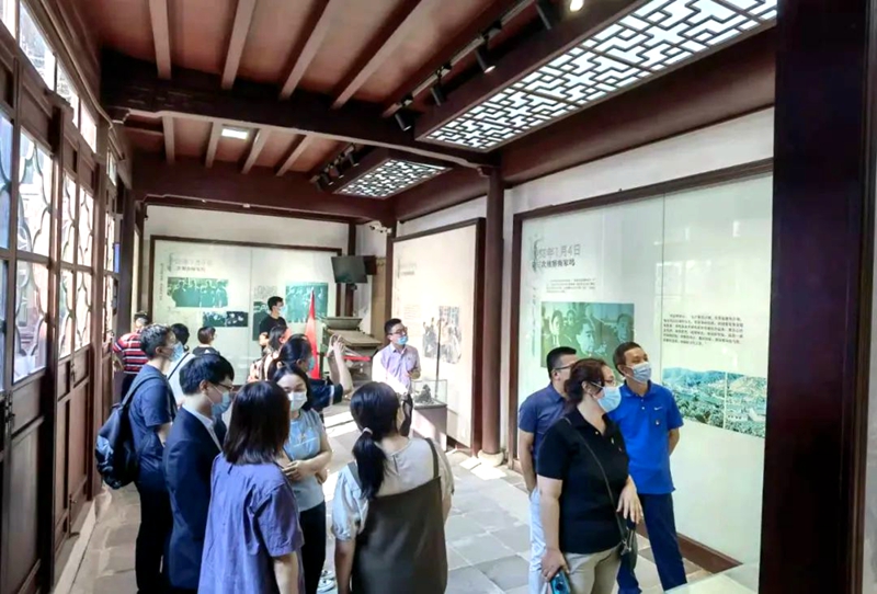 華都股份第二黨支部、浙經(jīng)所黨支部聯(lián)合開(kāi)展黨建共建活動(dòng)